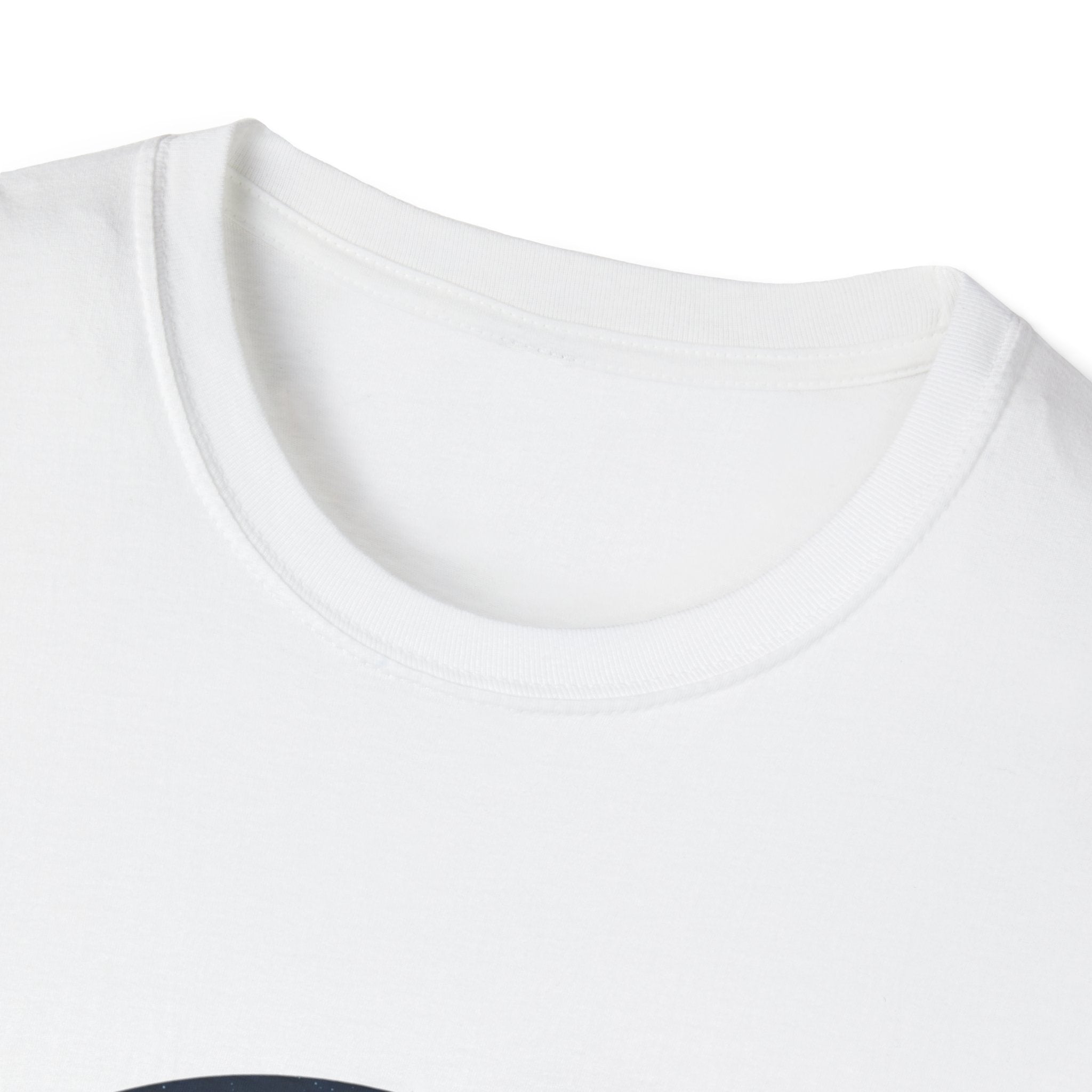 Strong Military Emblem T-Shirt — Patriotic Eagle & Helmet Design